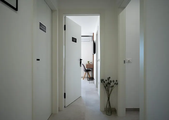 Lumanis アパート ザダル